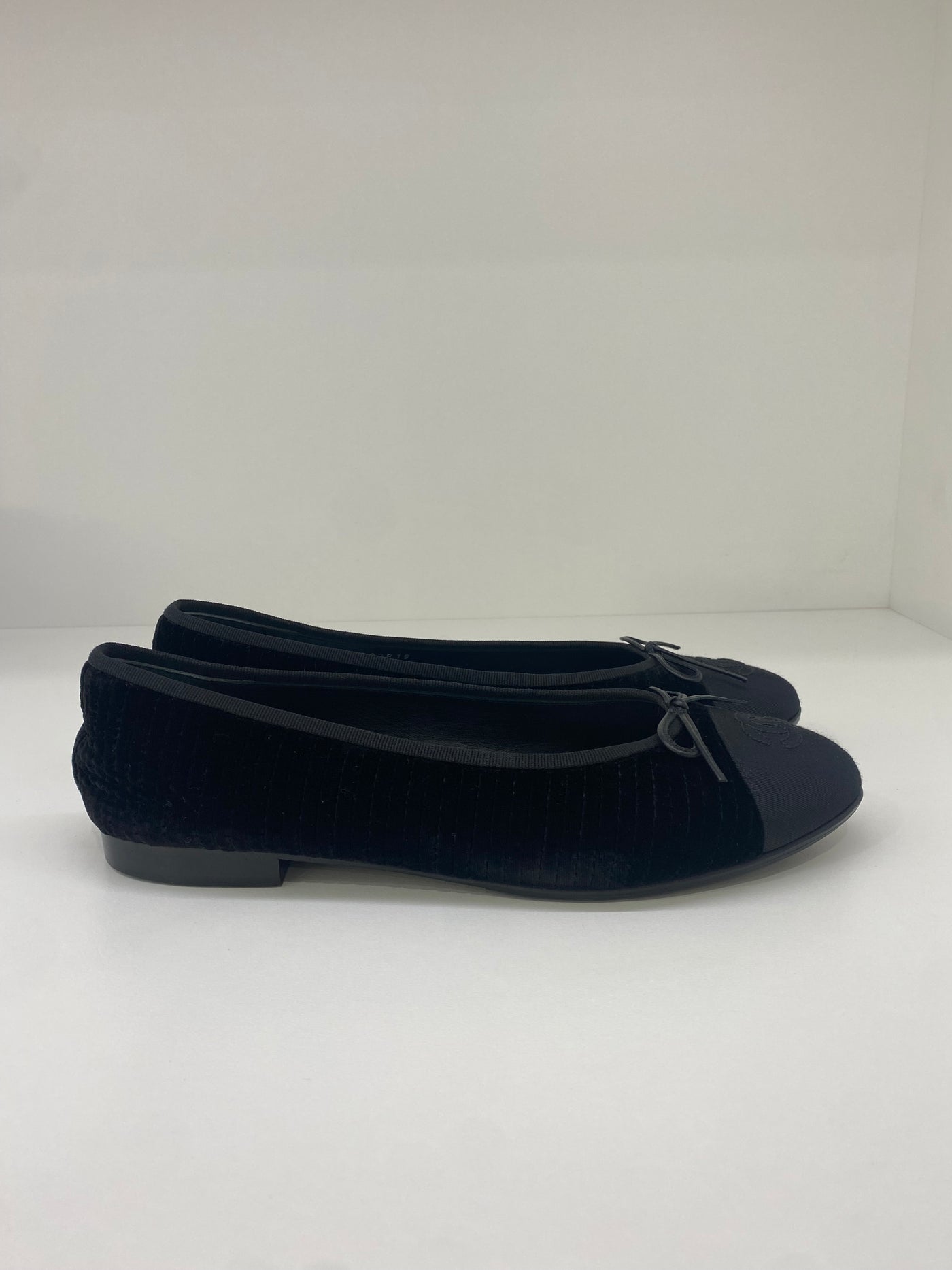 Chanel Velvet Ballet Flats - size 40C