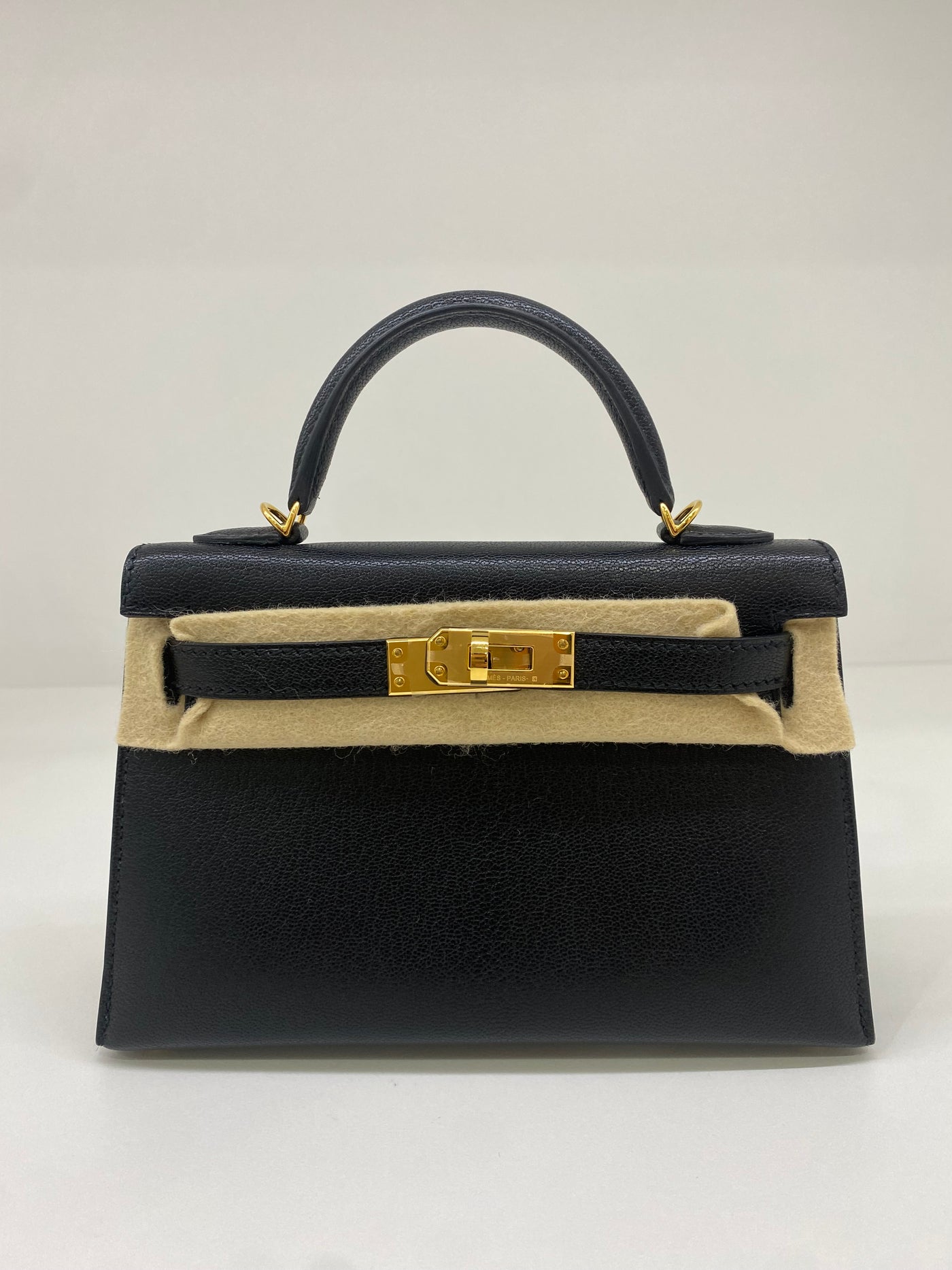 Hermes Mini Kelly Black -Z Stamp Chevre GHW