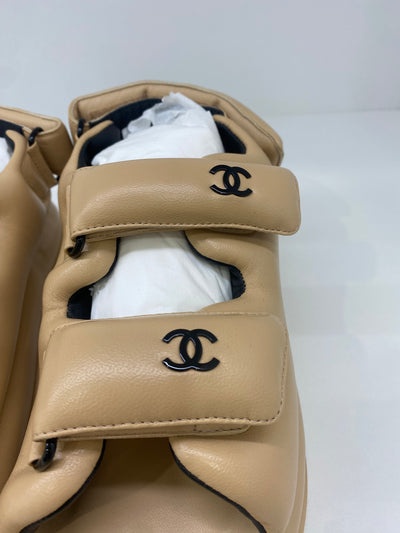 Chanel Dad Sandals Leather size 36C