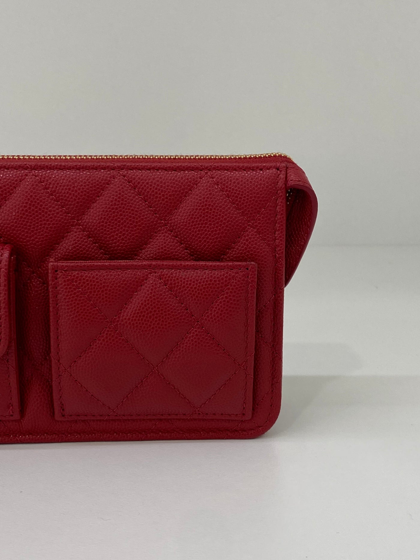 Chanel Pouch with chain - Red Caviar GHW