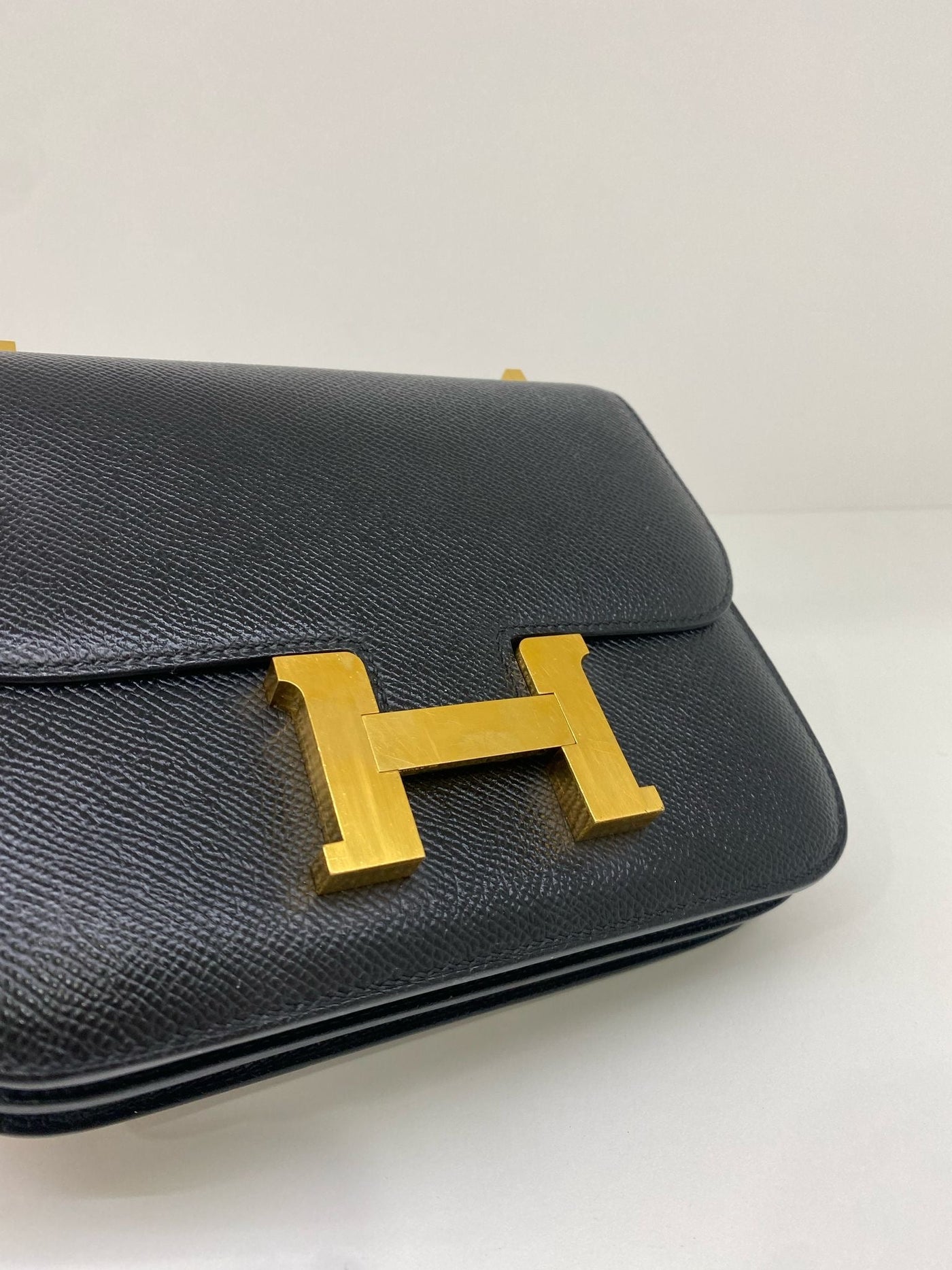 Hermes Constance 18 Noir GHW