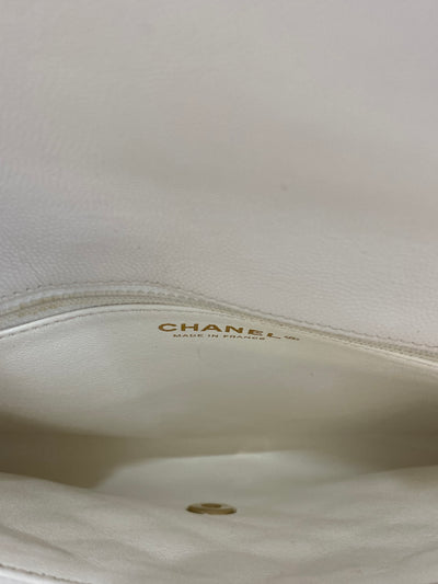 Chanel Clutch Off-White GHW