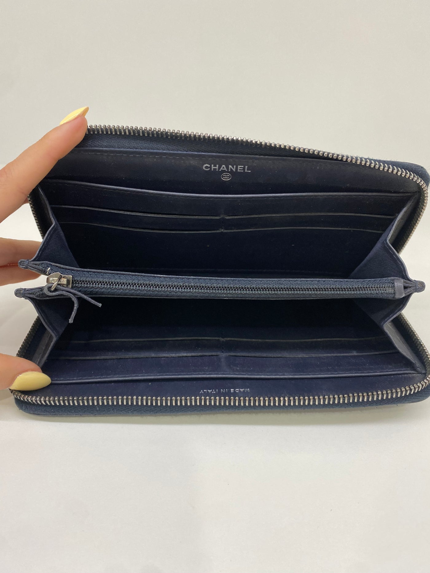 Chanel Wallet Navy Caviar SHW