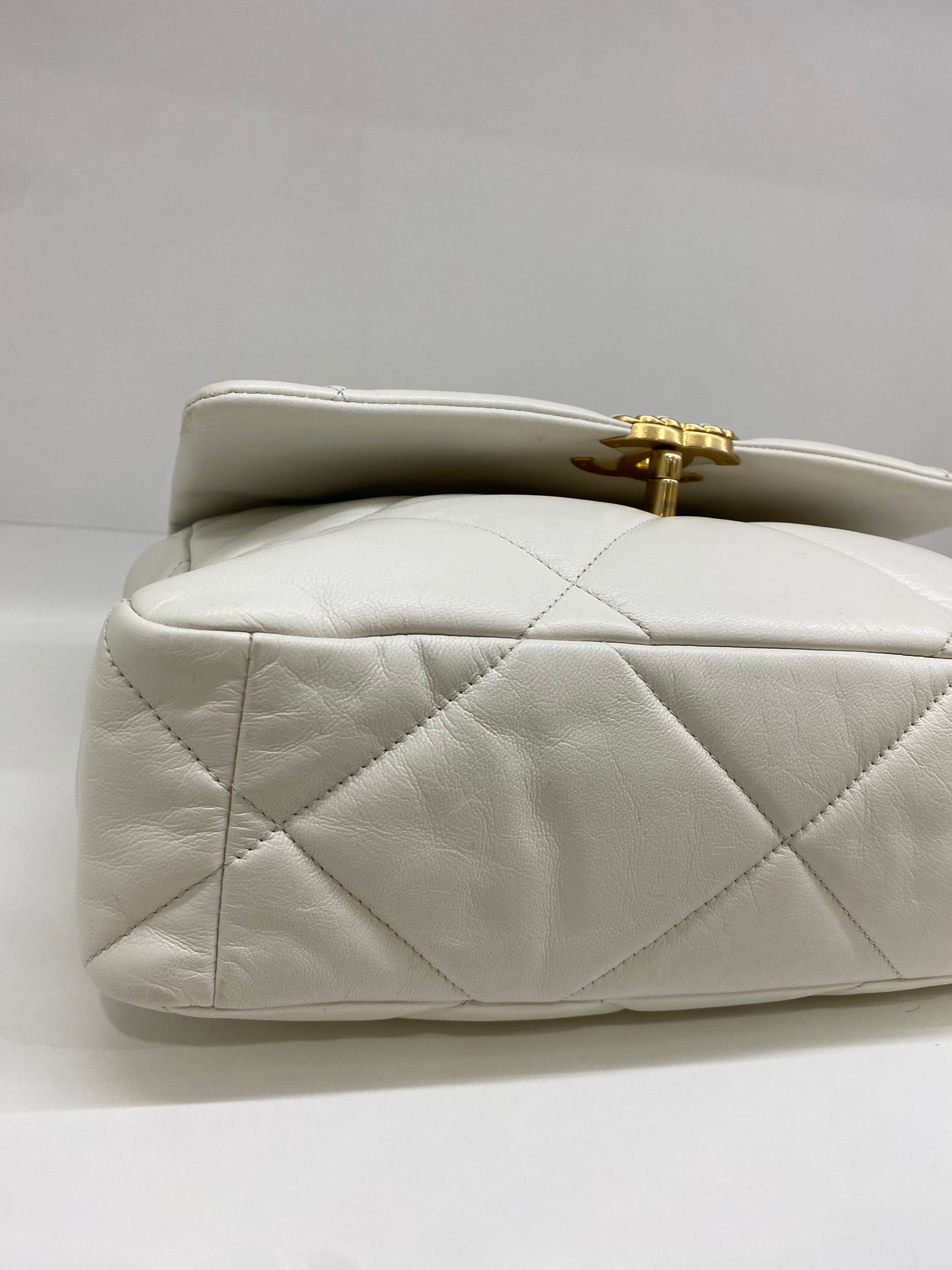 Chanel 19 Bag Large White