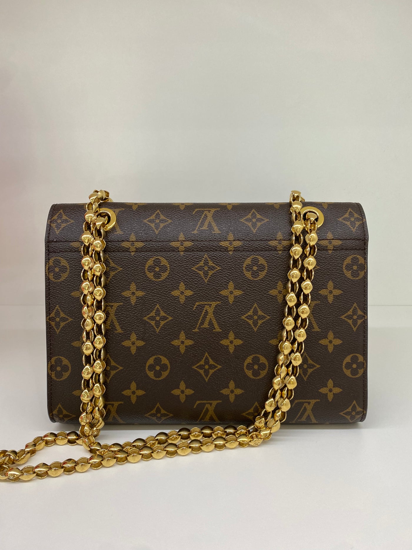 Louis Vuitton Victoire Monogram GHW