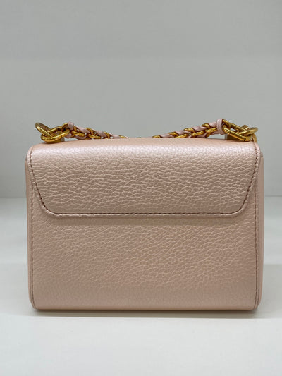 Louis Vuitton Twist MM Pink Iridescent GHW