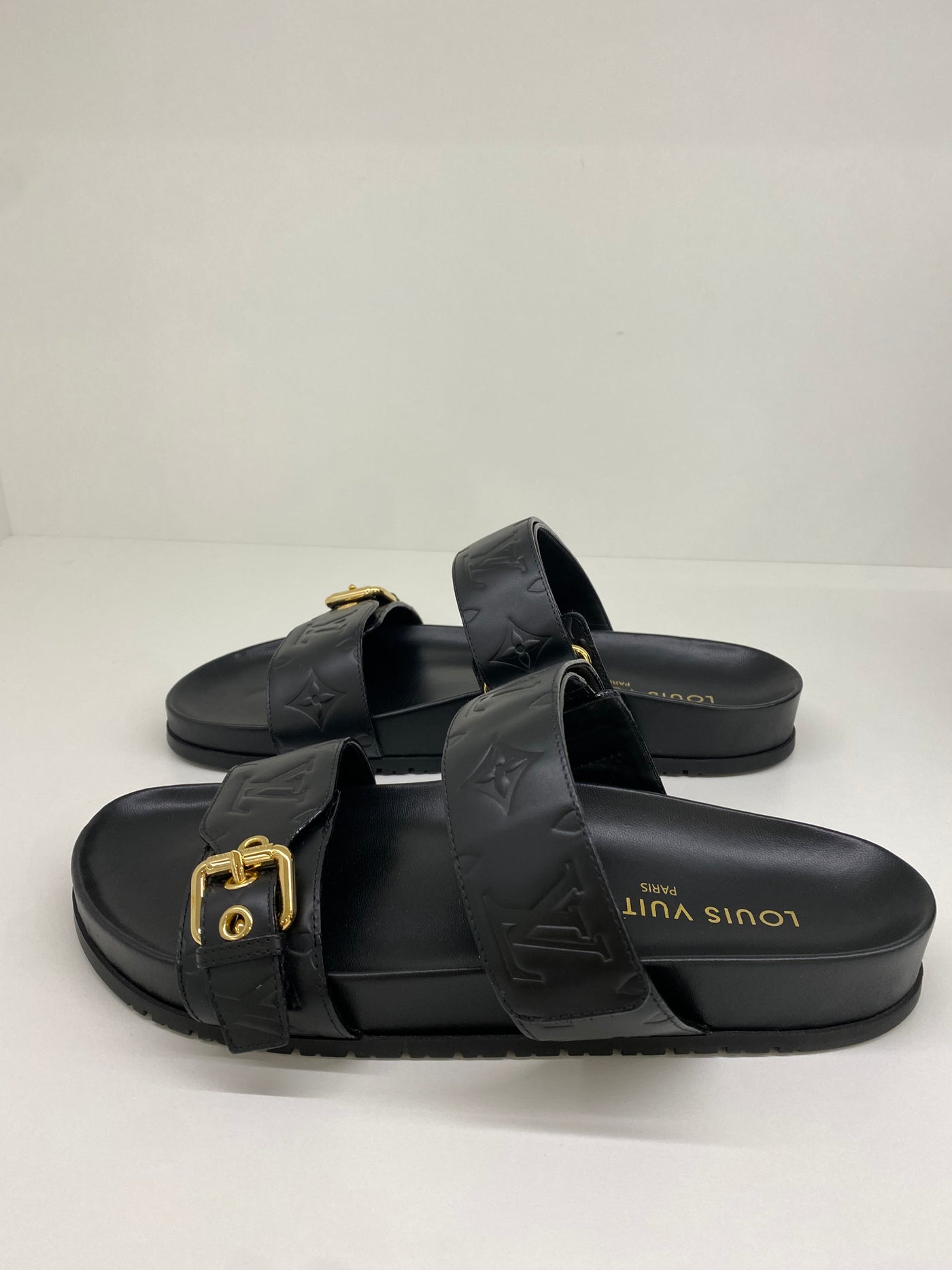 Louis Vuitton Black Sandal 39.5