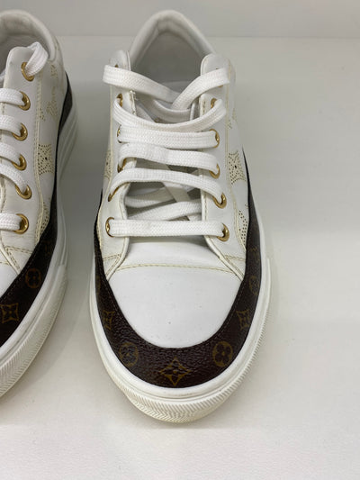 Louis Vuitton White Sneakers Size 37.5