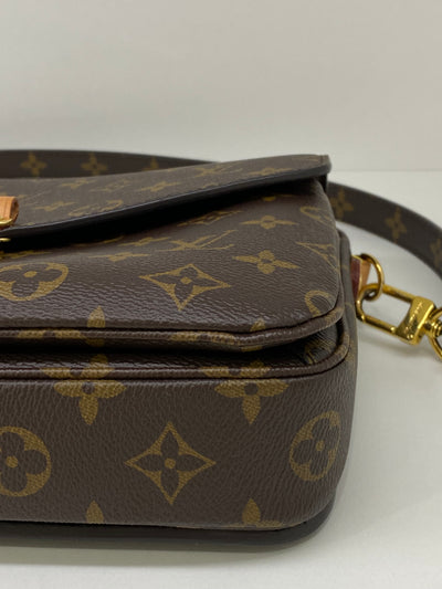 Louis Vuitton Metis GHW