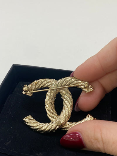 Chanel CC Diamonte Brooch