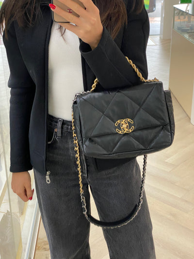 Chanel 19 Flap Bag Black - Small