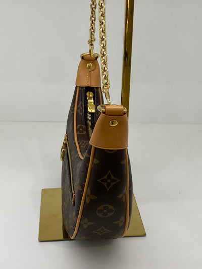 Louis Vuitton Loop Monogram