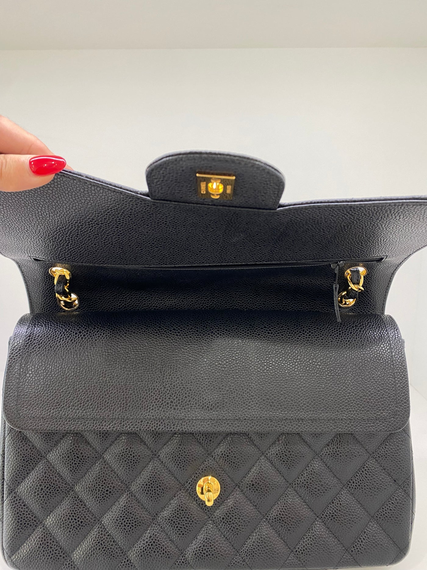 Chanel Classic Flap Large Jumbo Black Caviar GHW