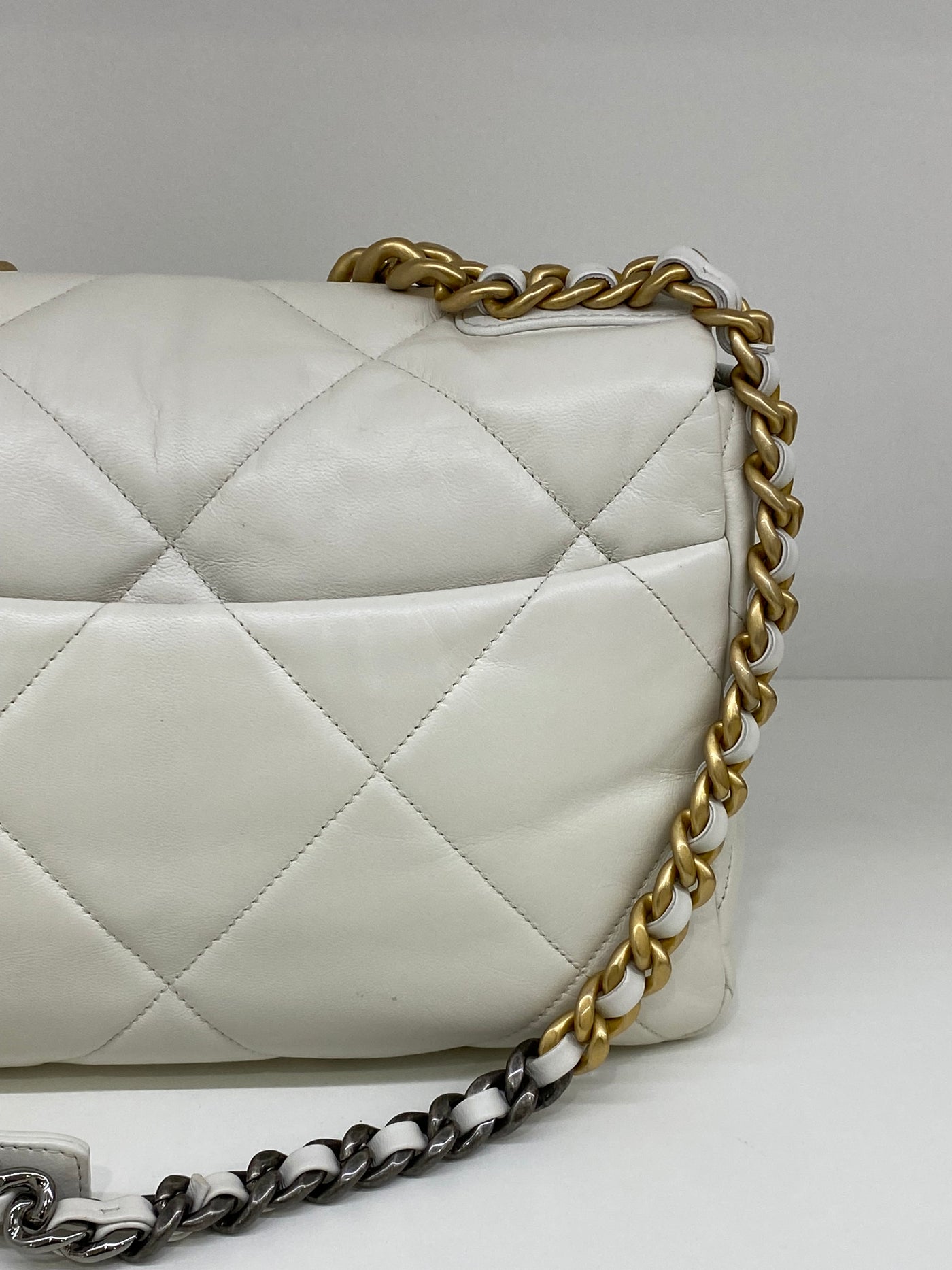 Chanel 19 Bag Large White