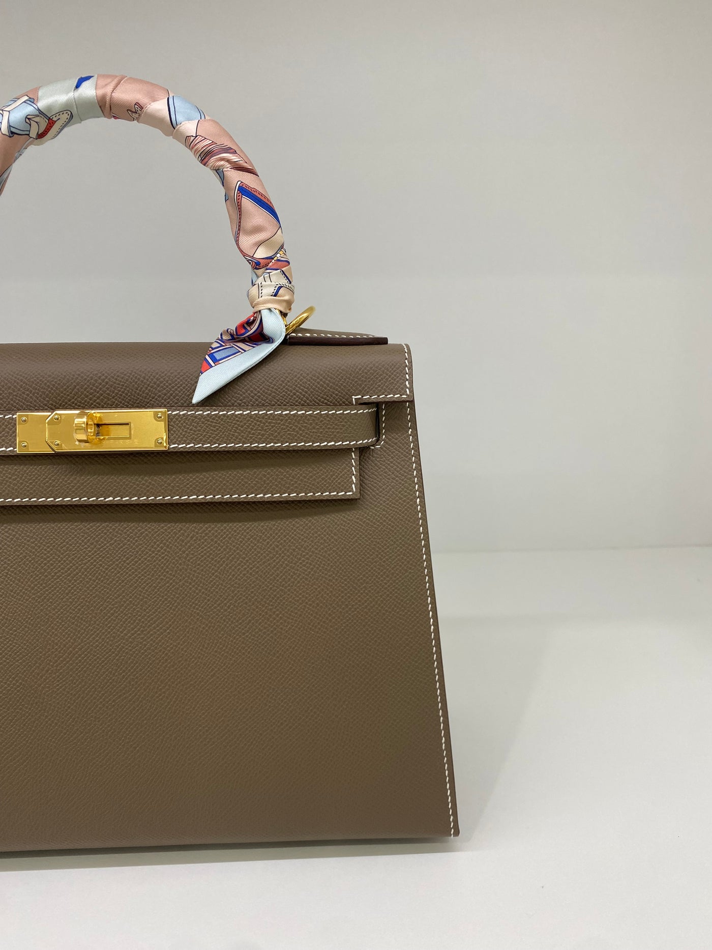 Hermes Kelly 28 Sellier Epsom Etoupe GHW