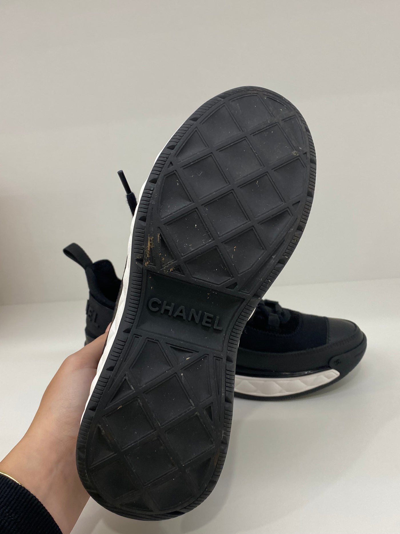 Chanel Sneaker Black Size 37