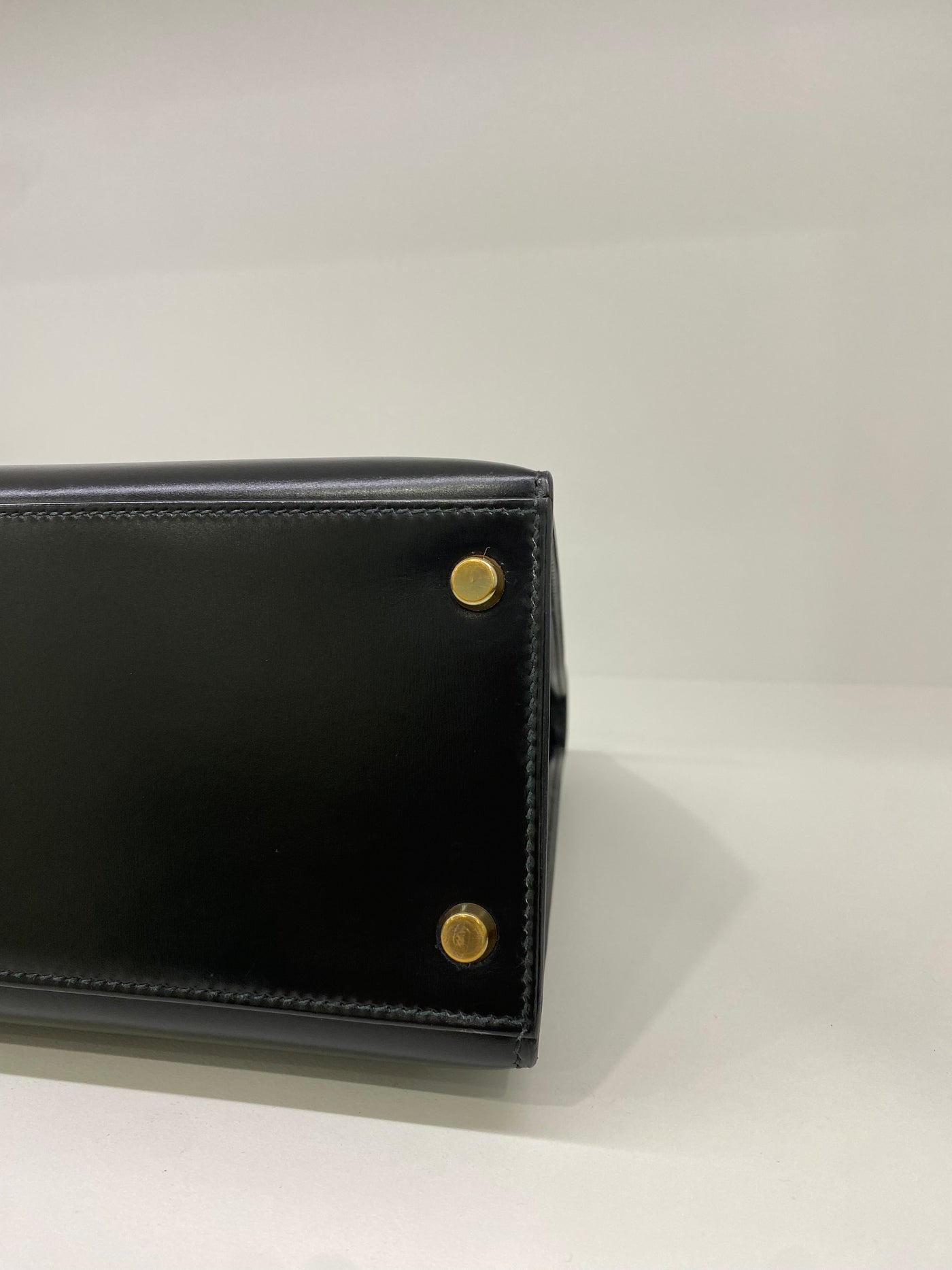 Hermes Kelly 28 Black Box Calf Sellier GHW Vintage