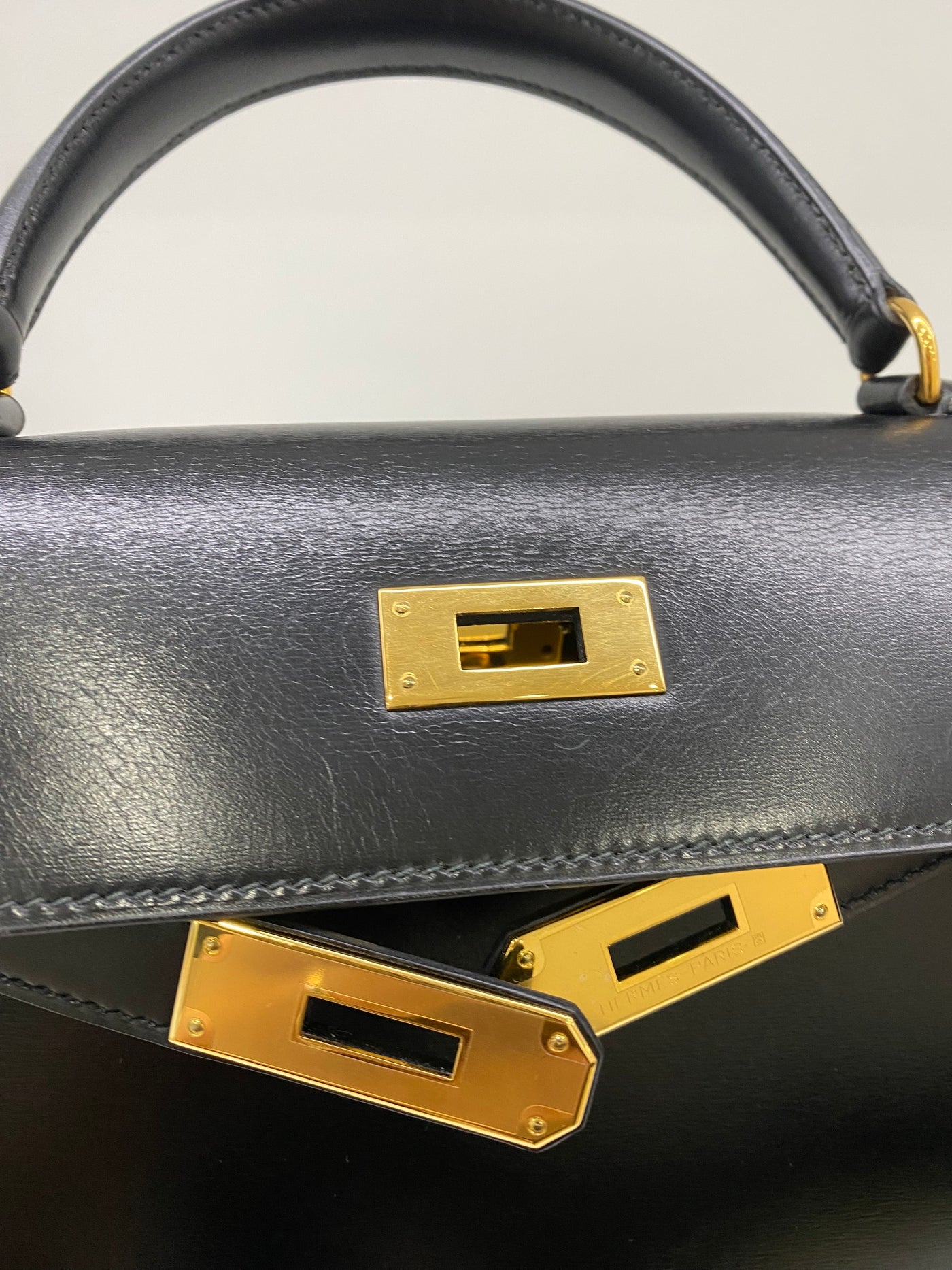 Hermes Kelly 28 Black Box Calf Sellier GHW Vintage