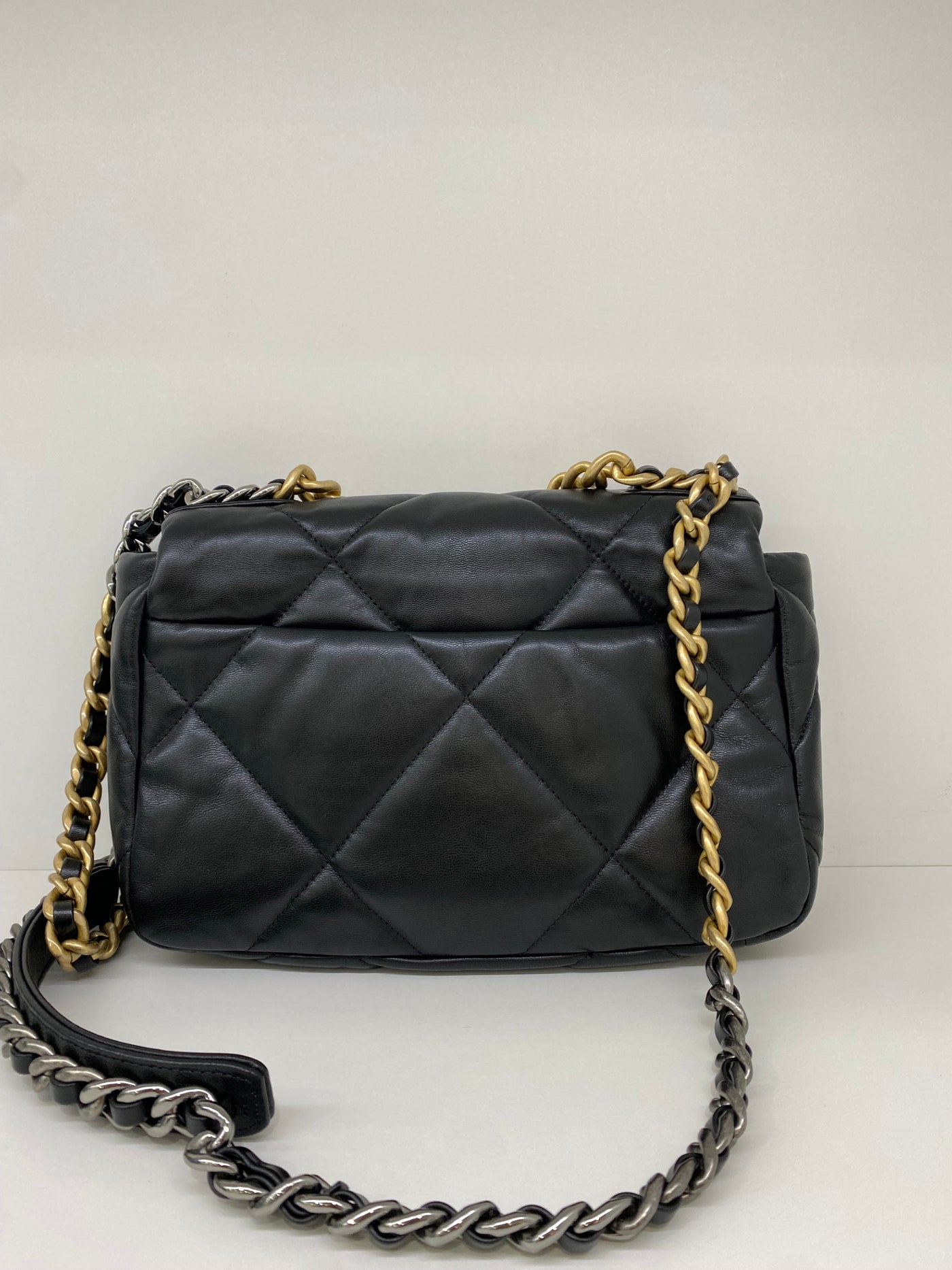 Chanel 19 Flap Bag Black - Small