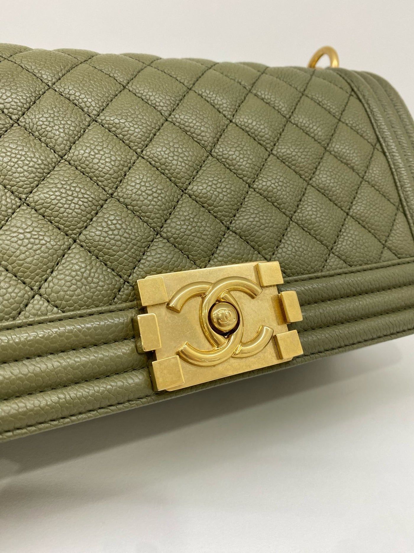 Chanel Boy Bag Olive Caviar Medium GHW