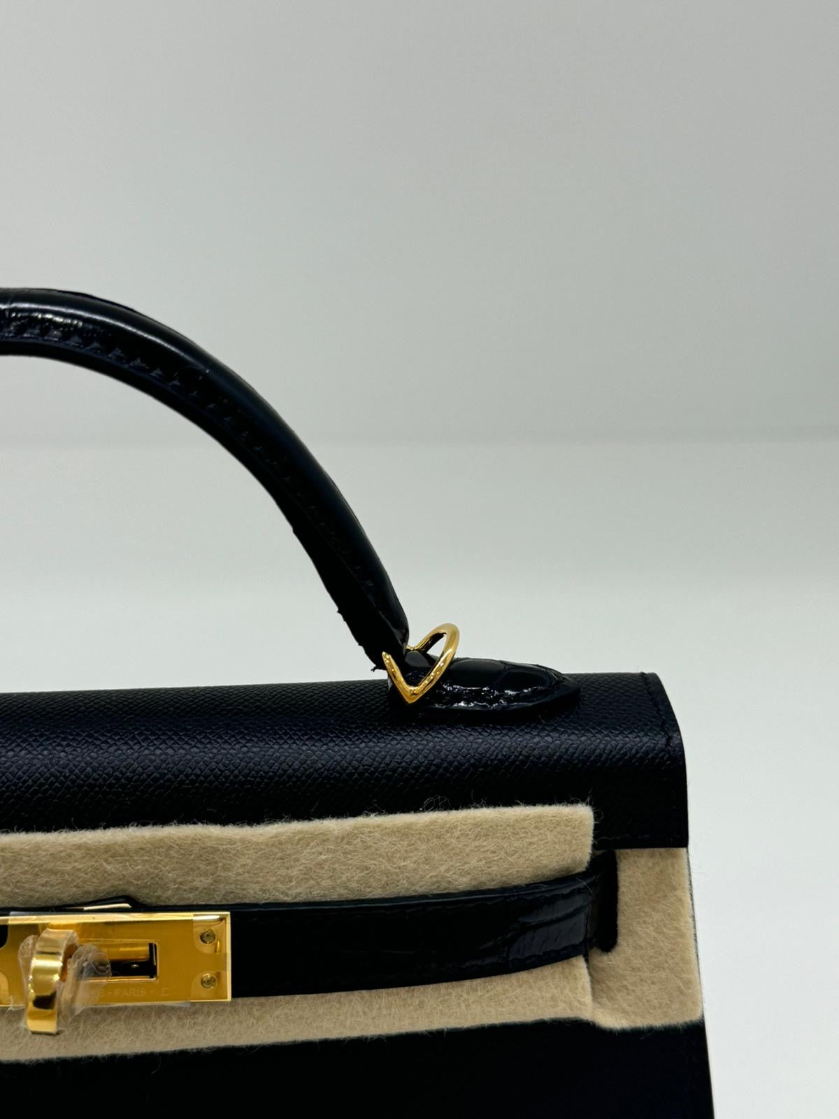 Hermes Mini Kelly 20 Black Touch with Alligator GHW