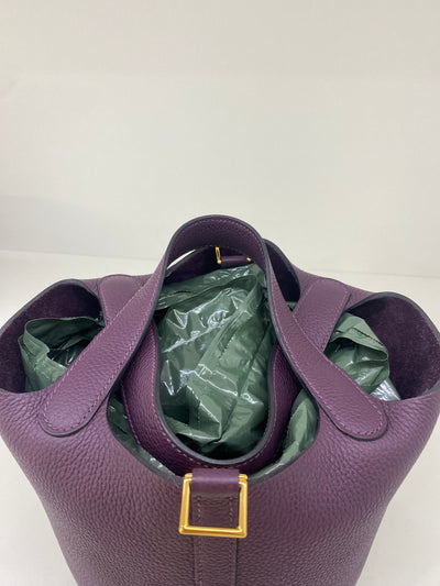 Hermes Picotin 18 Cassis GHW