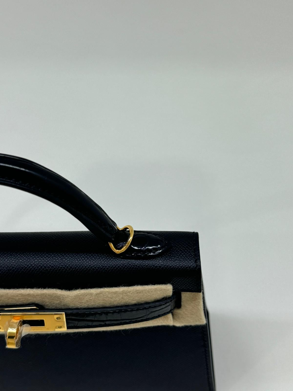 Hermes Mini Kelly 20 Black Touch with Alligator GHW