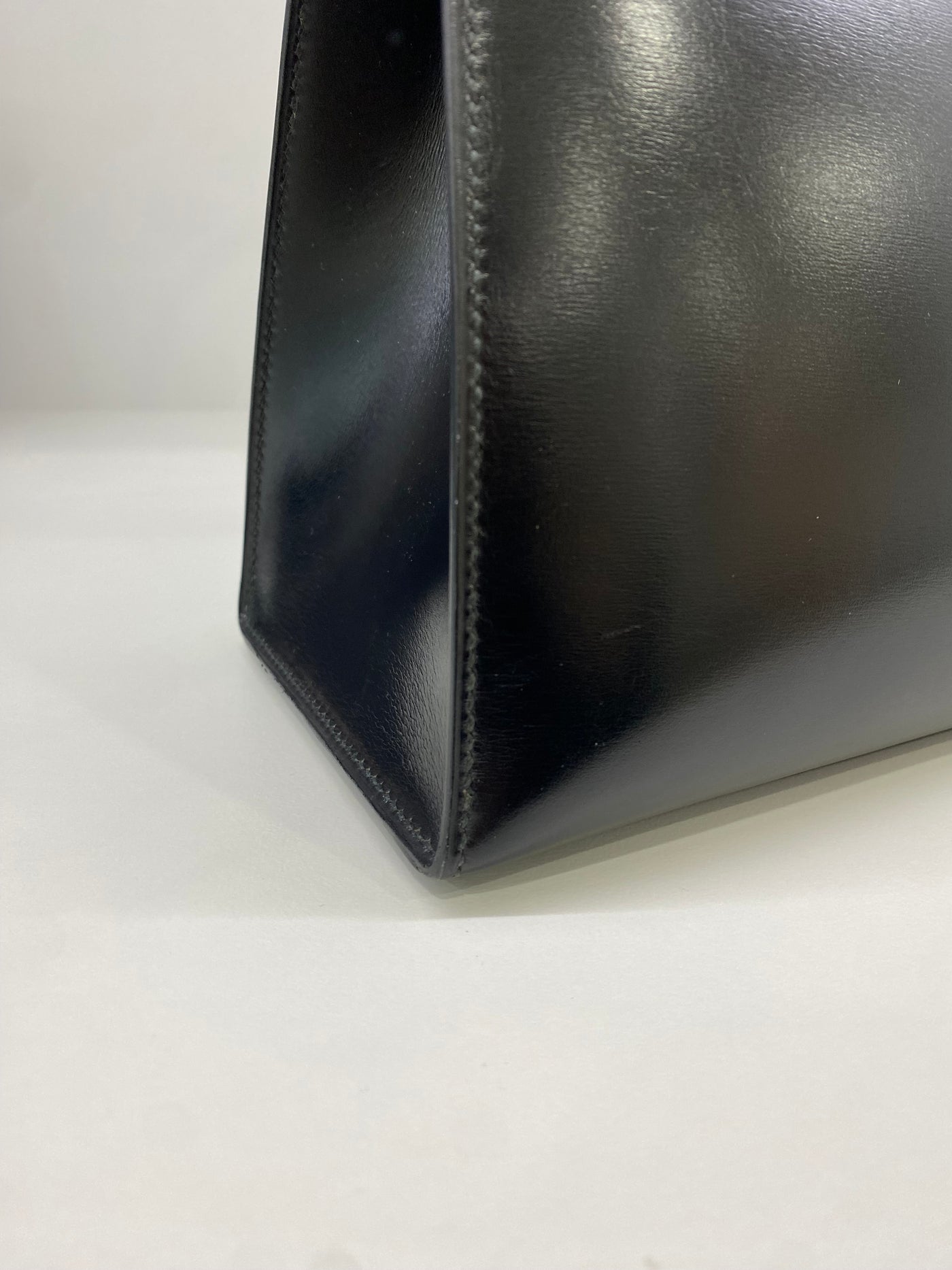 Hermes Kelly 28 Black Box Calf Sellier GHW Vintage