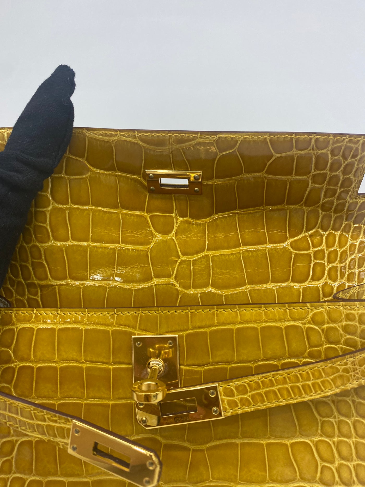 Hermes Kelly Pochette - Amber GHW - Shiny Alligator 2018