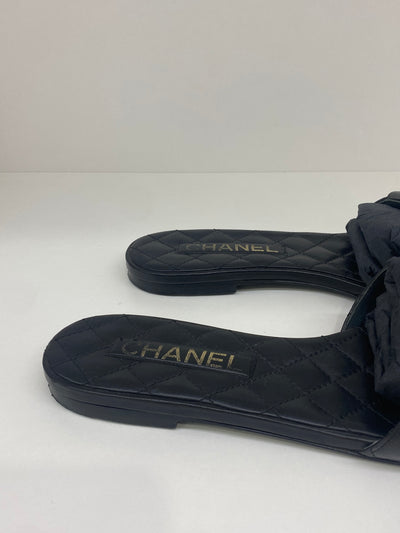 Chanel Turnlock Slides Size 39C