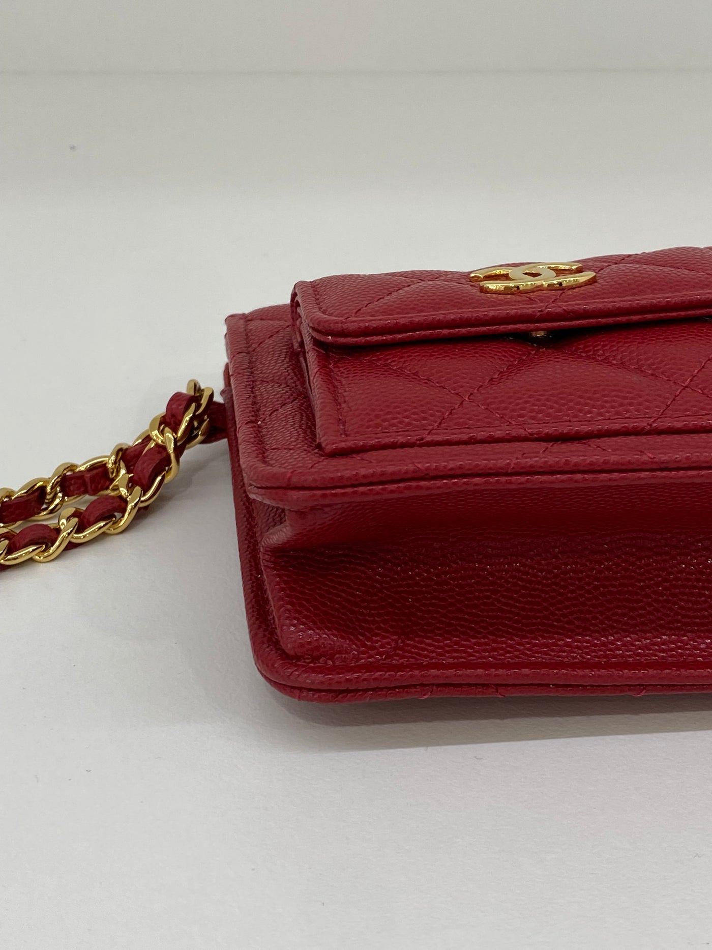 Chanel Pouch with chain - Red Caviar GHW