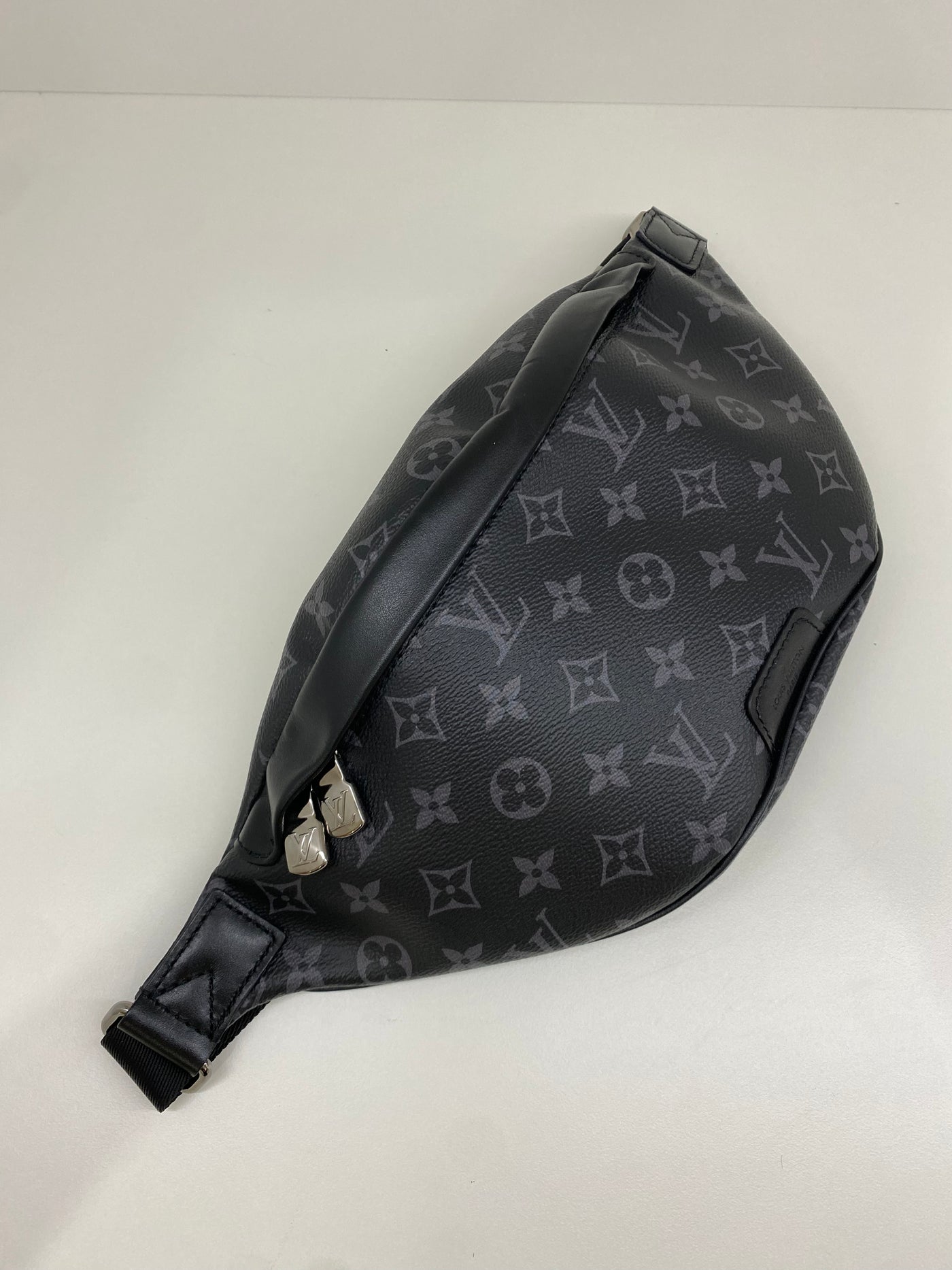 Louis Vuitton Discovery Bum Bag PM