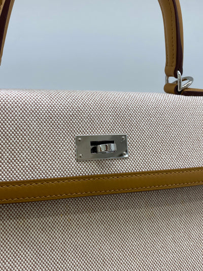 Hermes Kelly 28 Sellier Beige/Sesame Canvas PHW