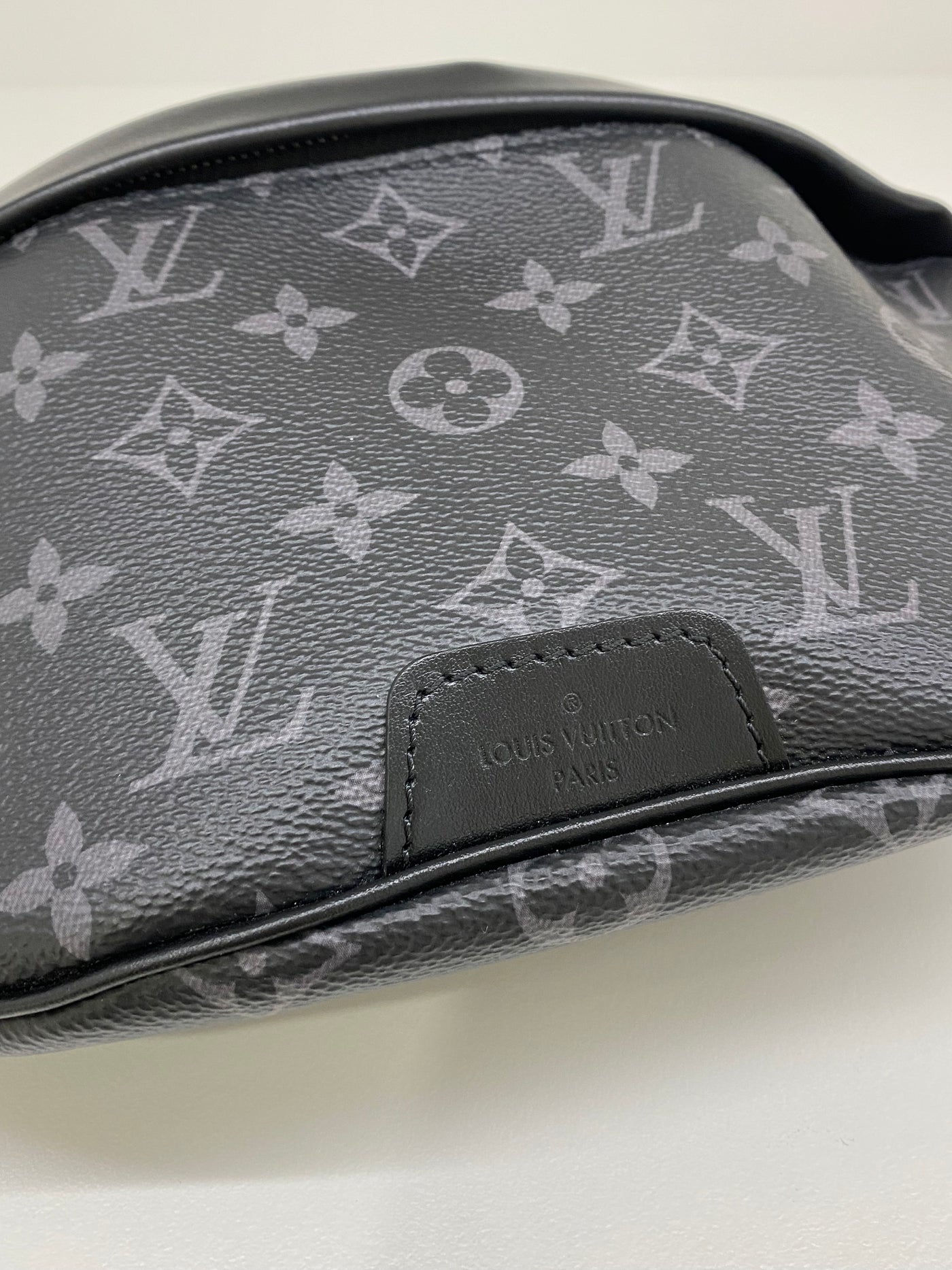 Louis Vuitton Discovery Bum Bag PM