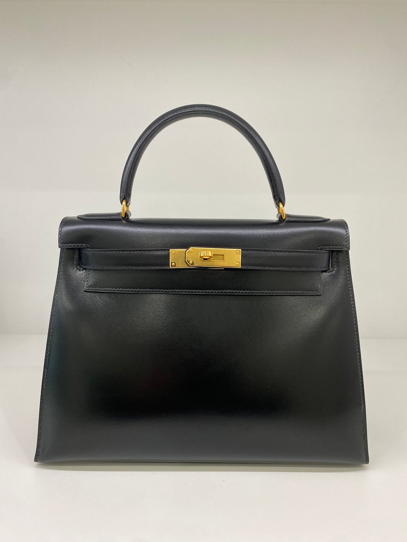 Hermes Kelly 28 Black Box Calf Sellier GHW Vintage