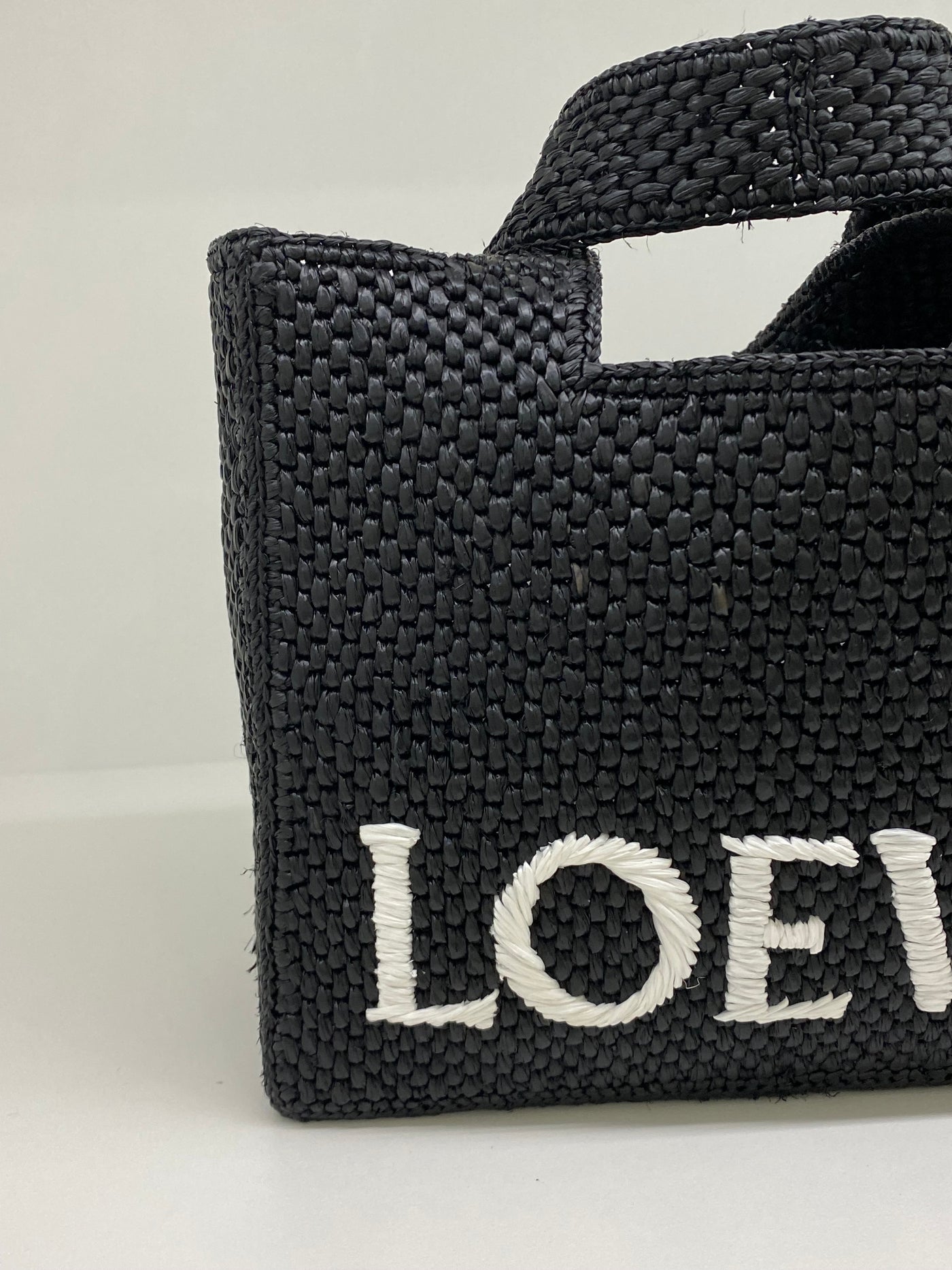 Loewe Font Tote Raffia Small Black