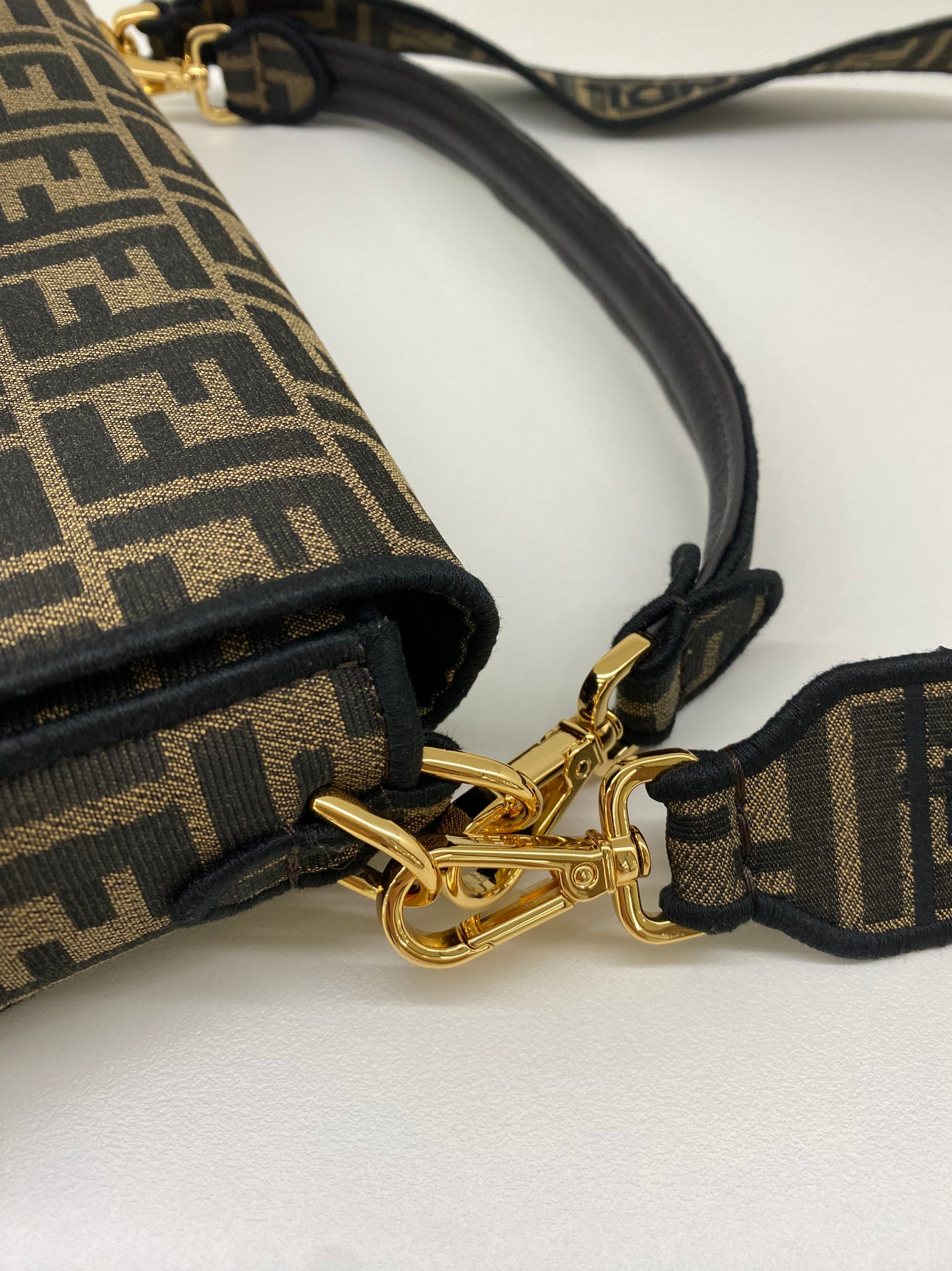 Fendi Baguette Monogram FF GHW