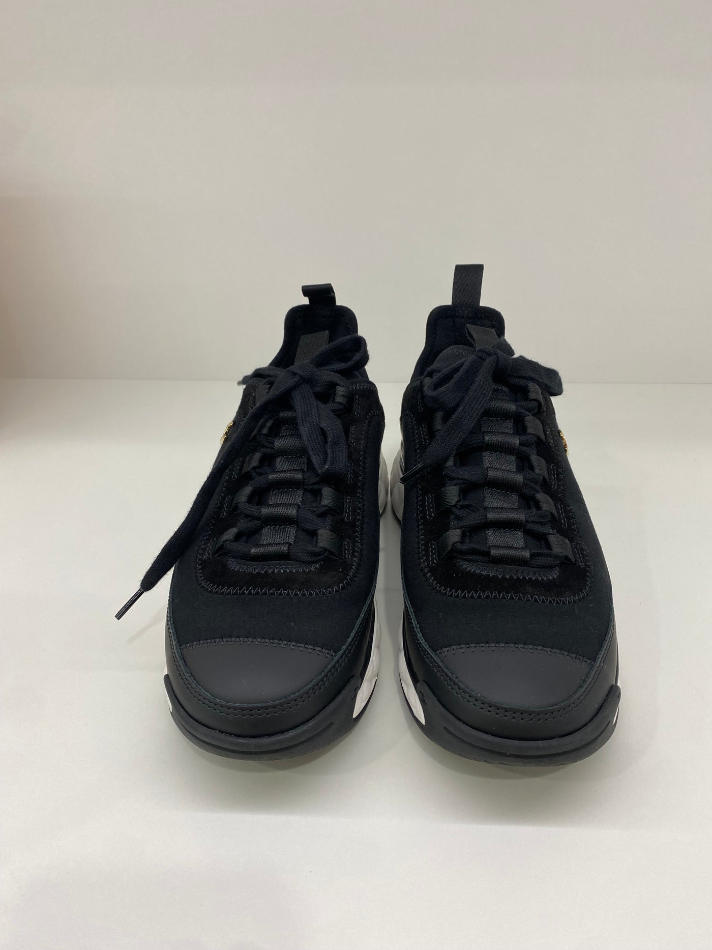 Chanel Sneaker Black Size 37