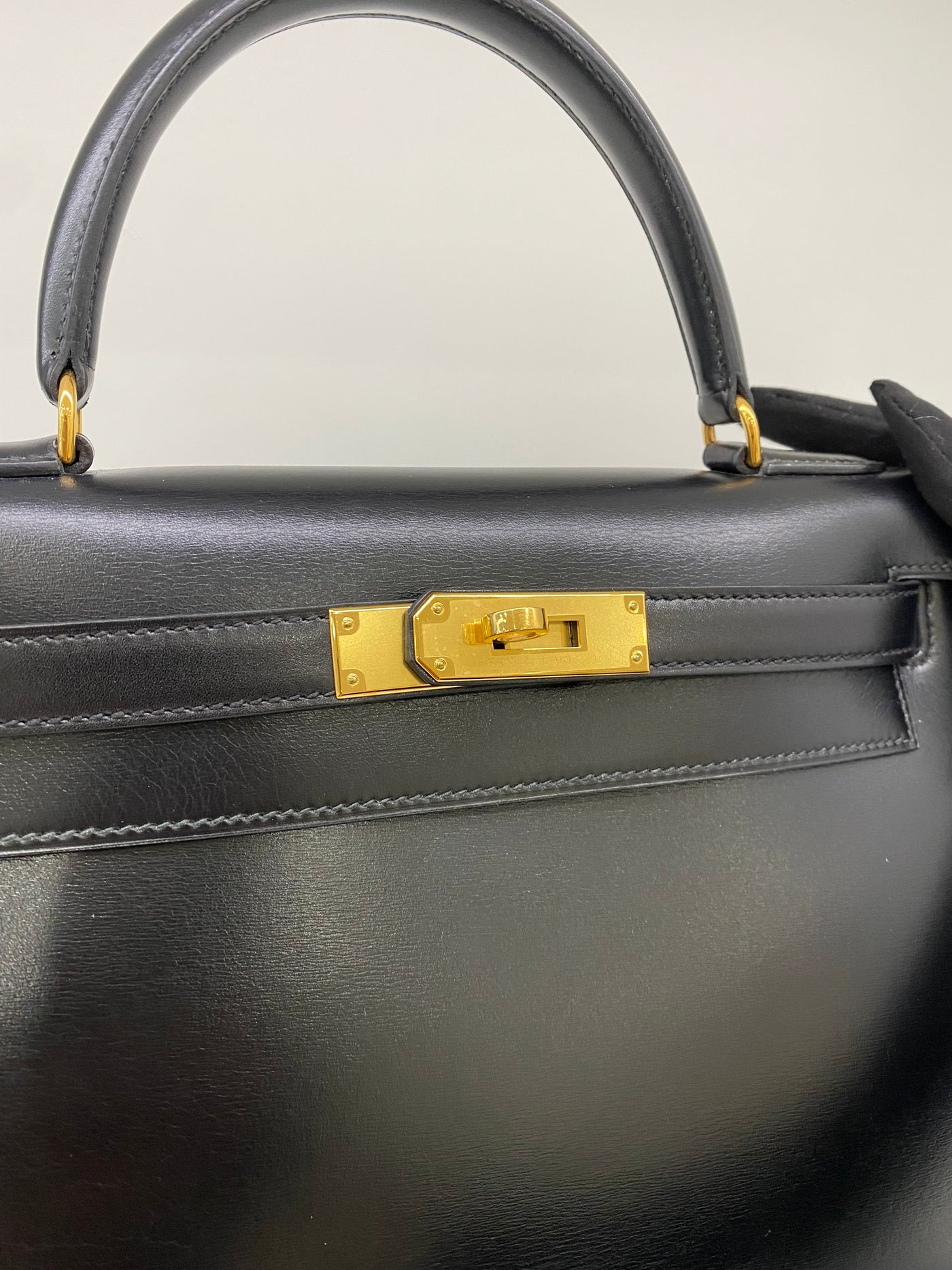 Hermes Kelly 28 Black Box Calf Sellier GHW Vintage