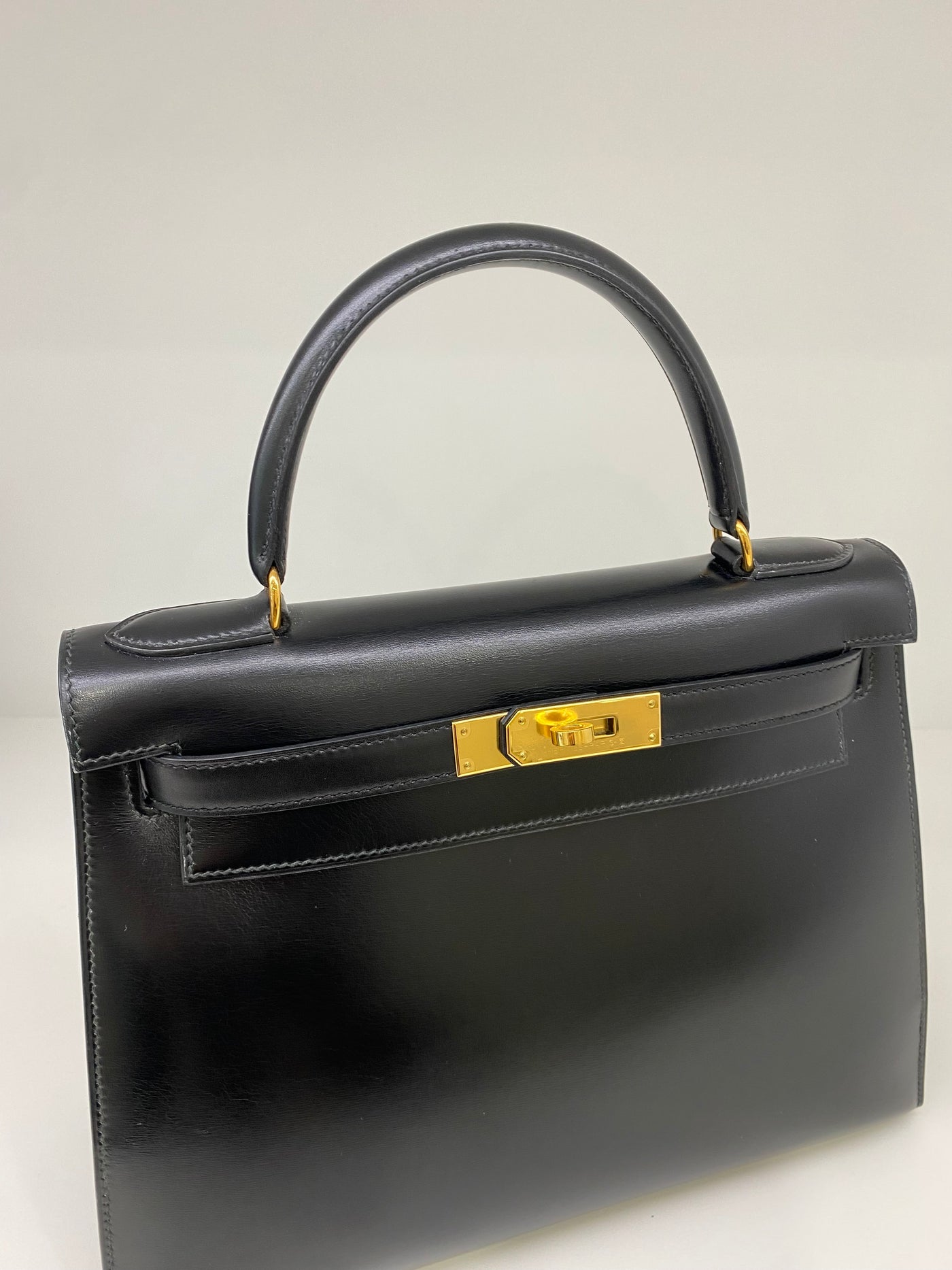 Hermes Kelly 28 Black Box Calf Sellier GHW Vintage