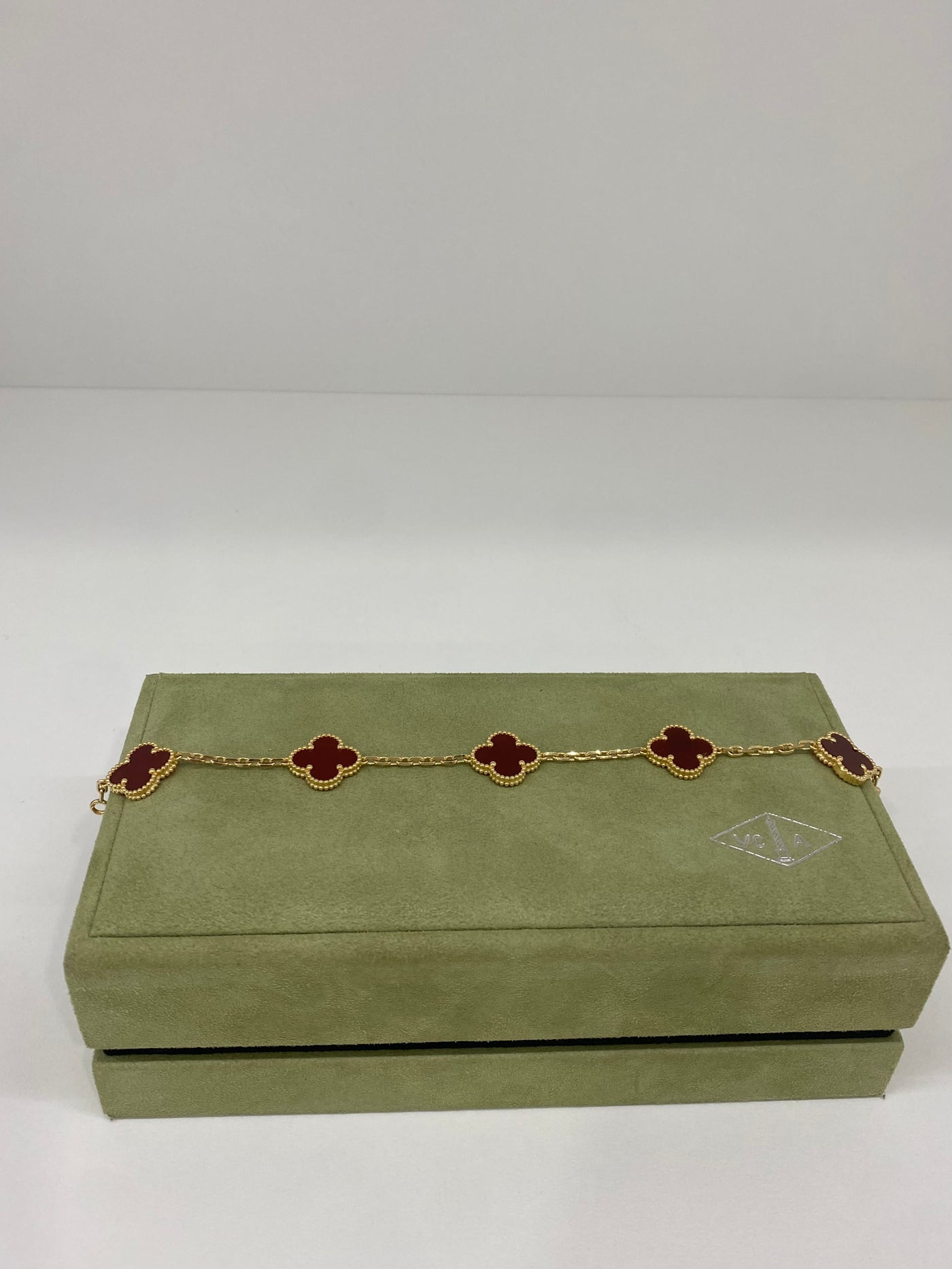 Van Cleef Vintage Alhambra Bracelet 5 motif Carnelian YG