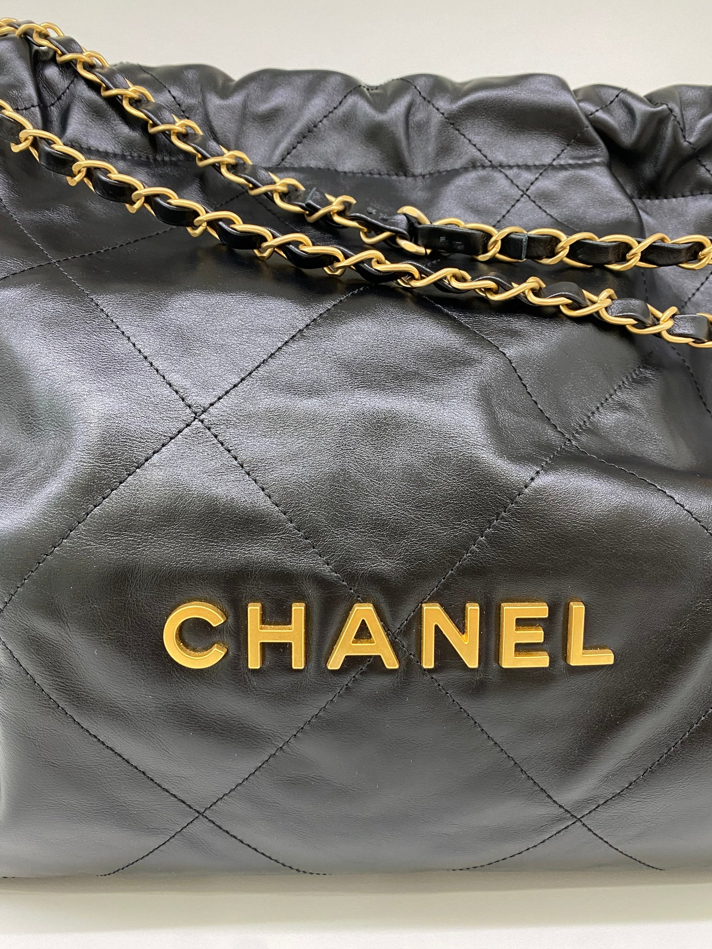 Chanel 22 Black Shiny Calfskin (microchipped)