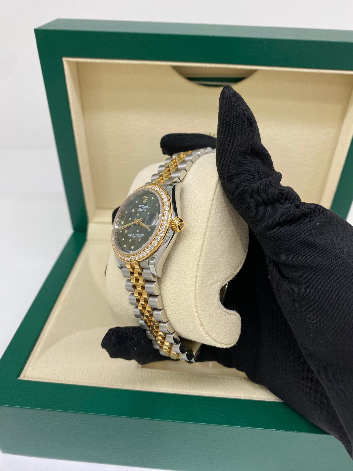 Rolex Datejust 31mm Diamond Bezel Green Dial