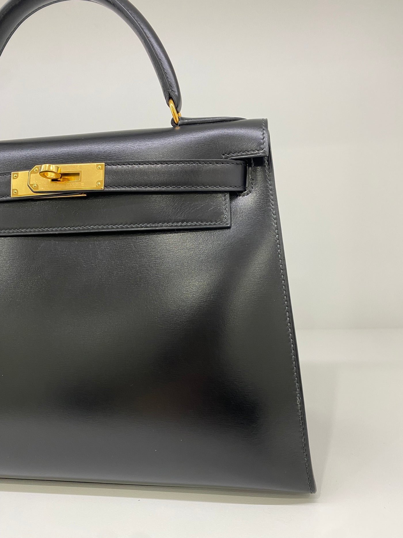 Hermes Kelly 28 Black Box Calf Sellier GHW Vintage