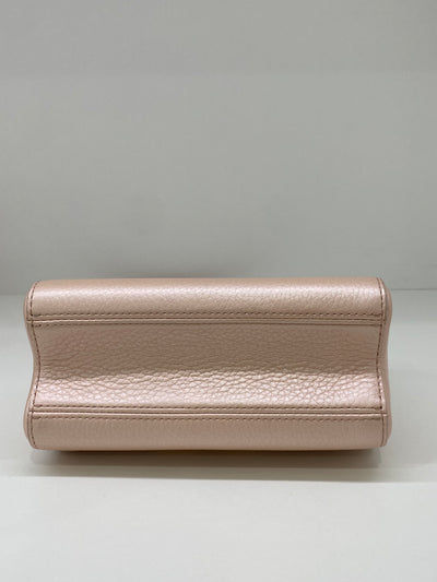 Louis Vuitton Twist MM Pink Iridescent GHW