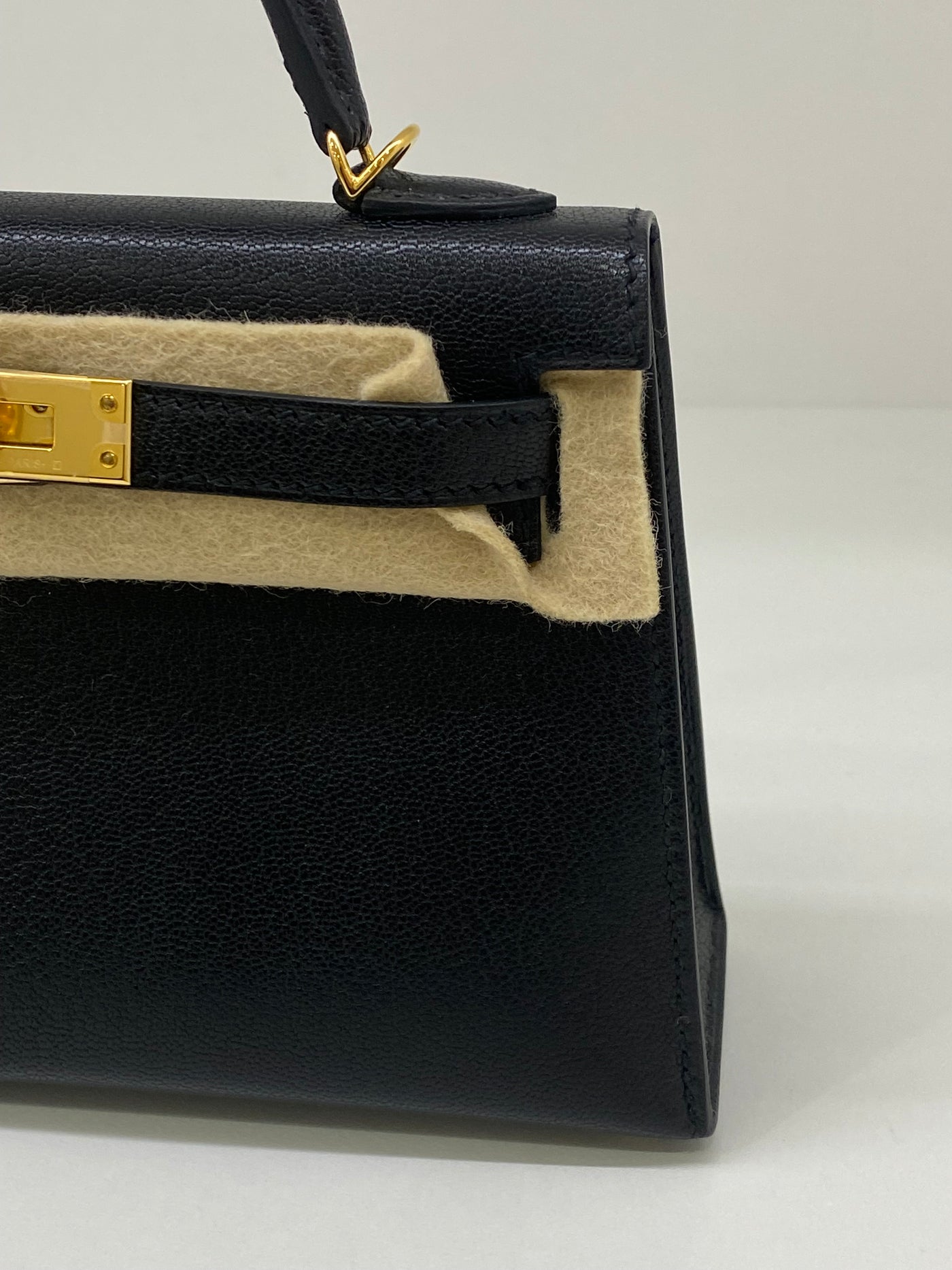 Hermes Mini Kelly Black -Z Stamp Chevre GHW