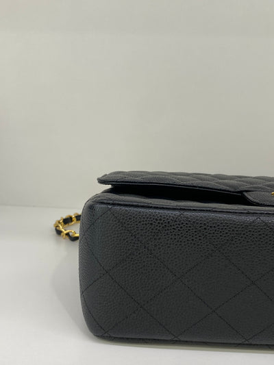 Chanel Classic Flap Large Jumbo Black Caviar GHW