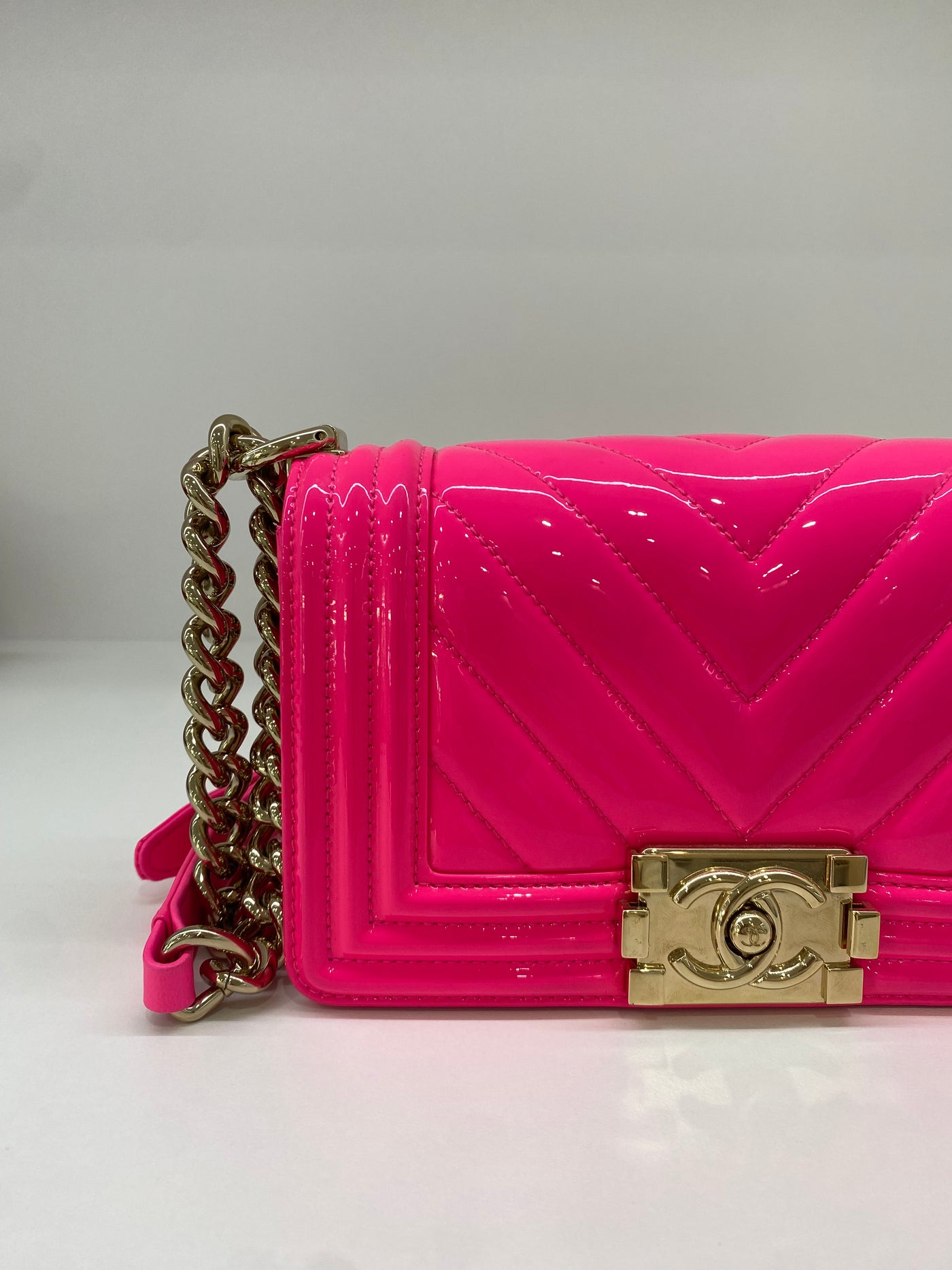 Chanel Boy Bag Small Chevron - Pink SHW