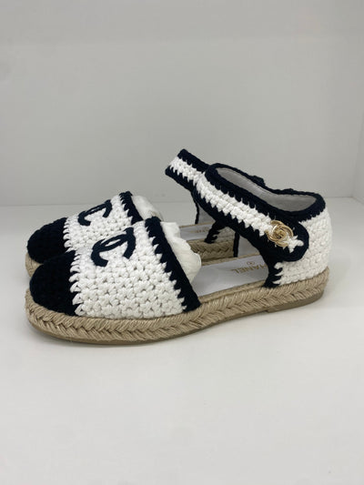 Chanel Crochet Size 36C