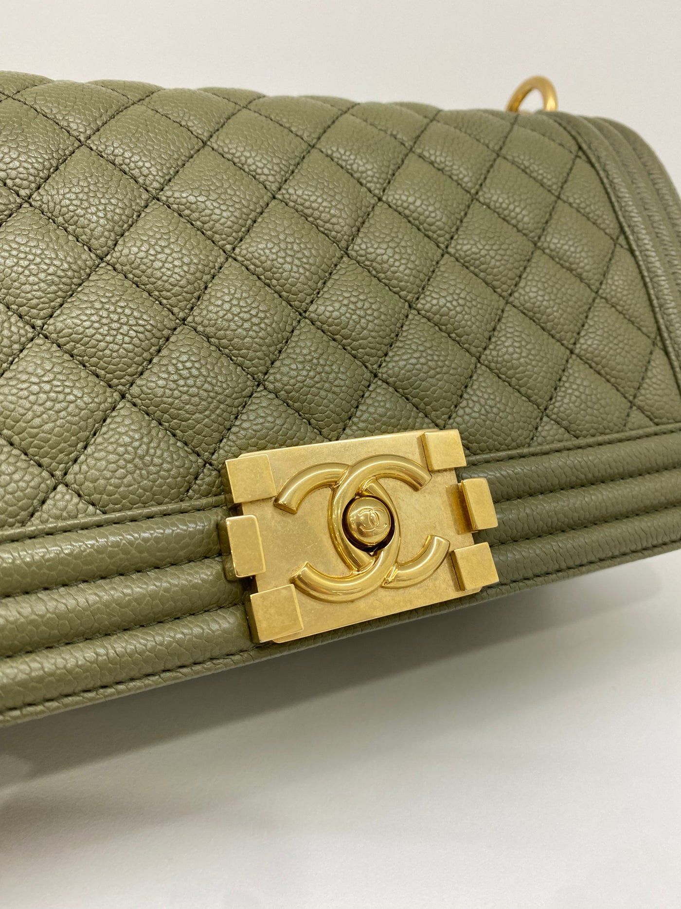 Chanel Boy Bag Olive Caviar Medium GHW